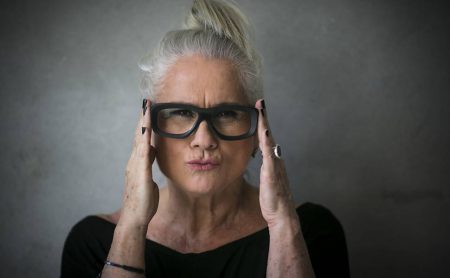 Vera Holtz publica vídeo com “coração queimando” e divide internautas