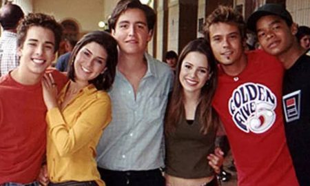 Elenco de “Sandy & Junior” se reencontra no primeiro show de São Paulo