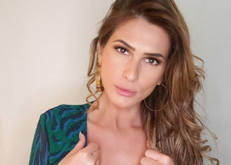 Lívia Andrade dá o que falar ao mostrar “perereca” no Instagram