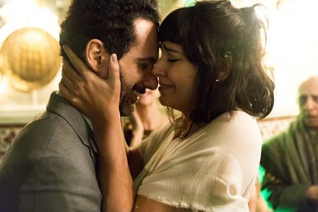“Órfãos da Terra”: Sara descobre que está grávida de gêmeos