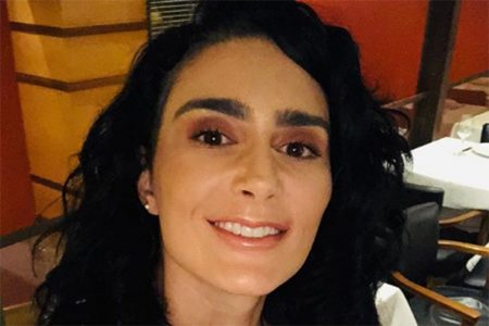 Atriz Cristiane Machado processa diretora e vence na Justiça