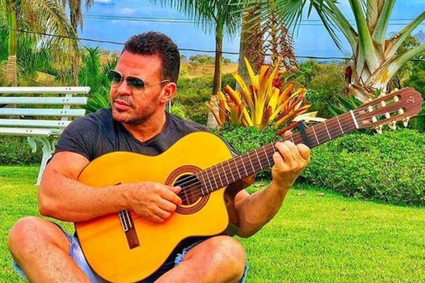 Fã de Eduardo Costa faz grave denúncia do que rola no camarim do cantor