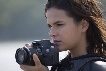 Leo Dias divulga vídeo de Bruna Marquezine aos beijos com famoso no Rock in Rio