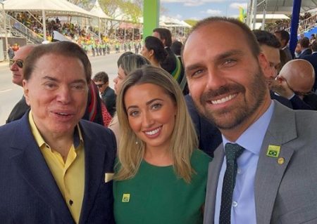 Eduardo Bolsonaro comemora volta de Semana do Presidente no SBT