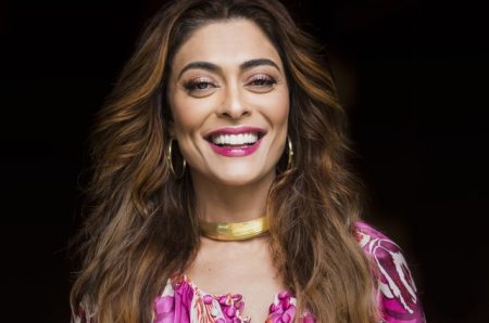 Juliana Paes empina o bumbum e exibe corpão ao brincar em balanço