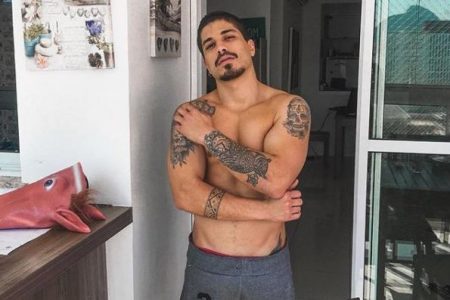 Douglas Sampaio abre o jogo sobre indiciamento por agressão