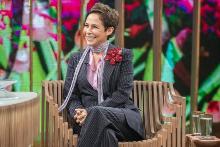 Andréa Beltrão lembra surpresa ao receber convite para viver Hebe