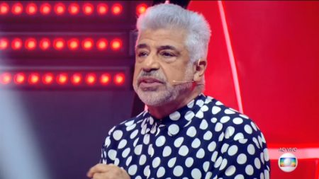 Lulu Santos é acusado de gordofobia e web pede volta de Carlinhos Brown ao The Voice