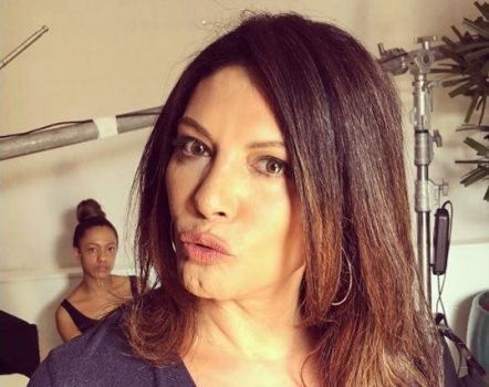 Márcia Goldschmidt lembra maternidade aos 50 e possível volta à TV