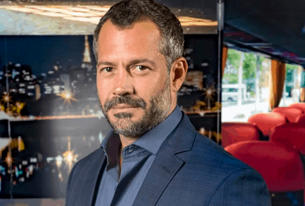 Após 15 anos, Globo não renova com Malvino Salvador