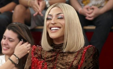 Pabllo Vittar mostra como geme na hora do sexo e choca geral