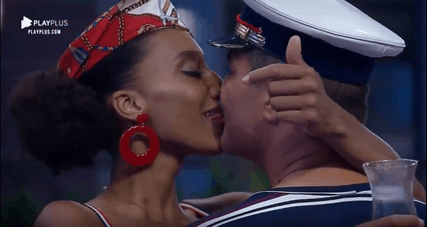 A Fazenda 2019: Rodrigo Phavanello rejeita beijo de Sabrina e vira o rosto