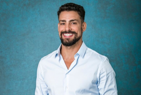 Cauã Reymond viverá gêmeos em novela de Lícia Manzo