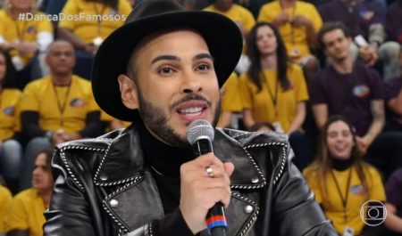 Hugo Gloss surpreende Faustão com comentário sobre atuação em novela