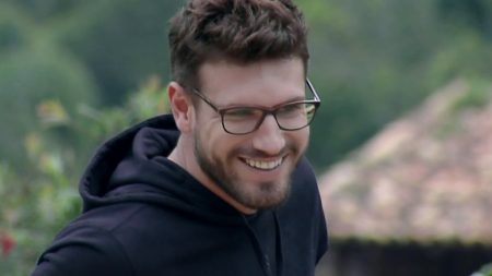 A Fazenda 2019: Guilherme conta que foi atacado pelo cavalo e se diverte