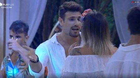 A Fazenda 2019: Guilherme e Tati se estranham e discutem em festa