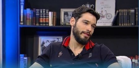 Filho de Antônio Fagundes afirma que nunca usou o pai para se promover