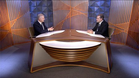 Poder em Foco estreia neste domingo com entrevista do ministro Dias Toffoli