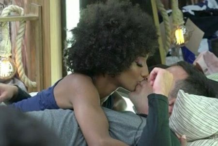A Fazenda 2019: Sabrina reclama da atitude de Rodrigo após atividade de grupo