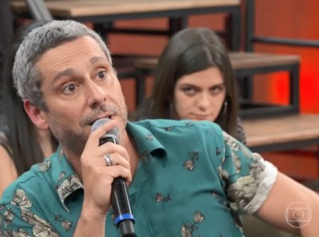 Alexandre Nero fala de beijo gay na TV e conservadorismo no país