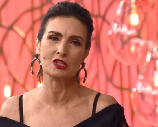 Fátima Bernardes pede desculpas ao vivo no Encontro após erro da produção