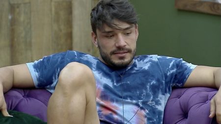 A Fazenda 2019: Lucas revela por que decidiu pedir Hariany em namoro