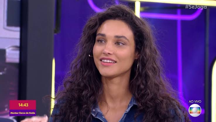 Ao vivo na Globo, Débora Nascimento revela o que passou após separação