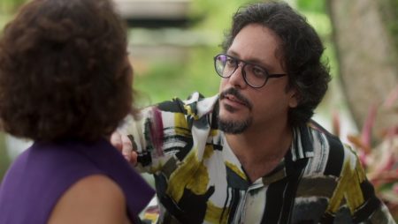 Bom Sucesso: Mário descobre que pode ser pai e joga Nana contra a parede