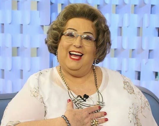 Mamma Bruschetta defende mudanças de Silvio Santos na programação do SBT