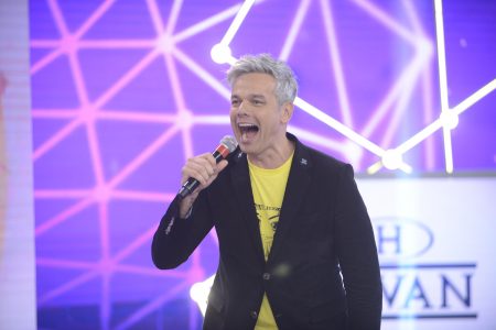 Público aprova Otaviano Costa no Teleton 2019 e pede contratação ao SBT