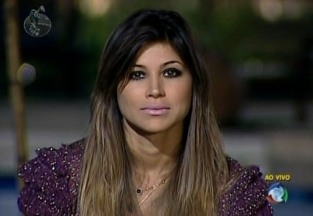 Ex-Mulher Samambaia, Dani Souza ganha 7 kg e reaparece quase irreconhecível