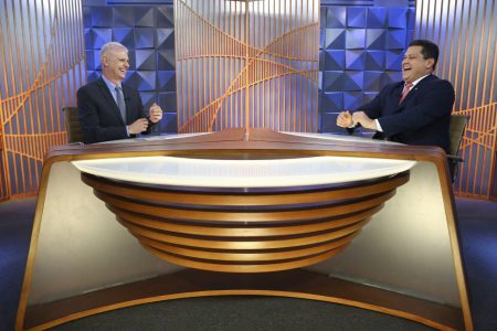 Poder em Foco recebe o presidente do Senado Davi Alcolumbre neste domingo (3)
