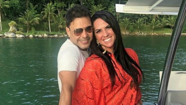 Zezé Di Camargo nega casamento com Graciele Lacerda e esclarece situação