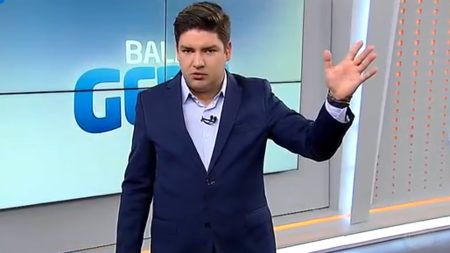 Líder com venenosa, Record leva surra de Globo e SBT nas manhãs