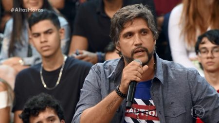 Leo Chaves explica verdadeiro motivo da pausa da dupla com Victor