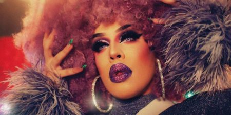 Gloria Groove desabafa sobre sofrimento que passou na infância