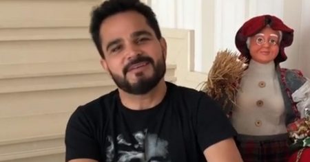 Com pai na UTI, Luciano Camargo posta foto com a mãe e faz revelação