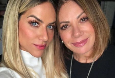 Saiba quanto Giovanna Ewbank cobra para curso virtual com a mãe