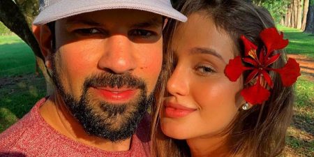Namorada do sertanejo Sorocaba causa ao exibir corpão na academia