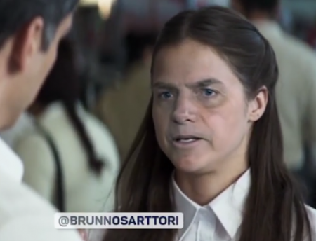 Youtuber transforma Bolsonaro em Josiane de A Dona do Pedaço e viraliza