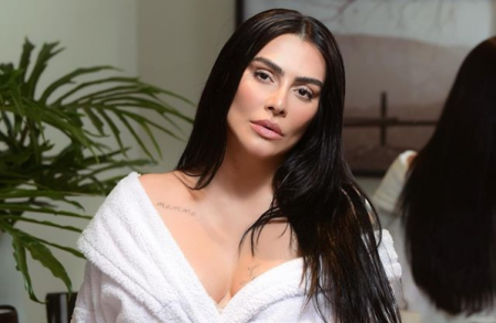 Cleo Pires revela tatuagem íntima e web vai à loucura