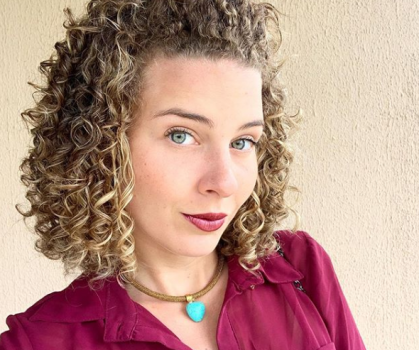 Debby Lagranha lembra foto icônica ao lado de Renato Aragão