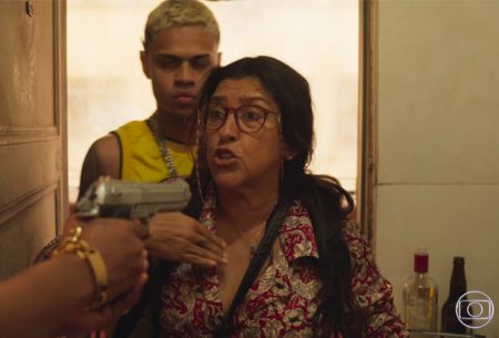 Amor de Mãe choca com atitude e causa reclamação de internautas