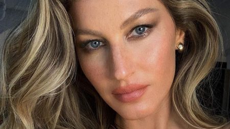 Gisele Bündchen compartilha fotos com a filha e a parabeniza por aniversário