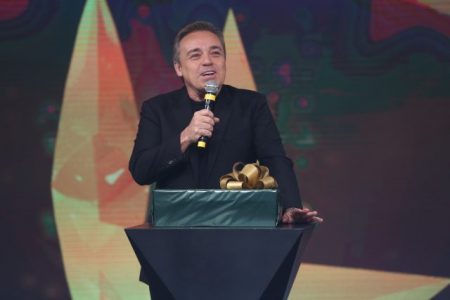 Record toma decisão sobre presentes que seriam entregues por e para Gugu em especial