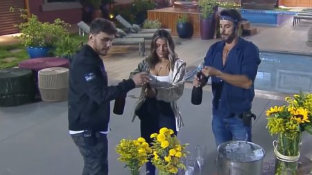 A Fazenda 2019: Diego, Hariany e Lucas ficam ansiosos para a festa com ex-participantes