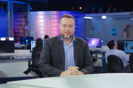 Franz Vacek deve assumir superintendência artística da RedeTV!