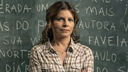 Atores de Segunda Chamada devem ter vínculos renovados na Globo