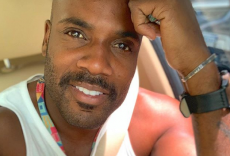 Rafael Zulu exibe barriga sarada e recebe elogios no Instagram