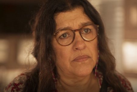 Amor de Mãe: Lurdes deixa filhos em choque ao revelar que vendeu a casa